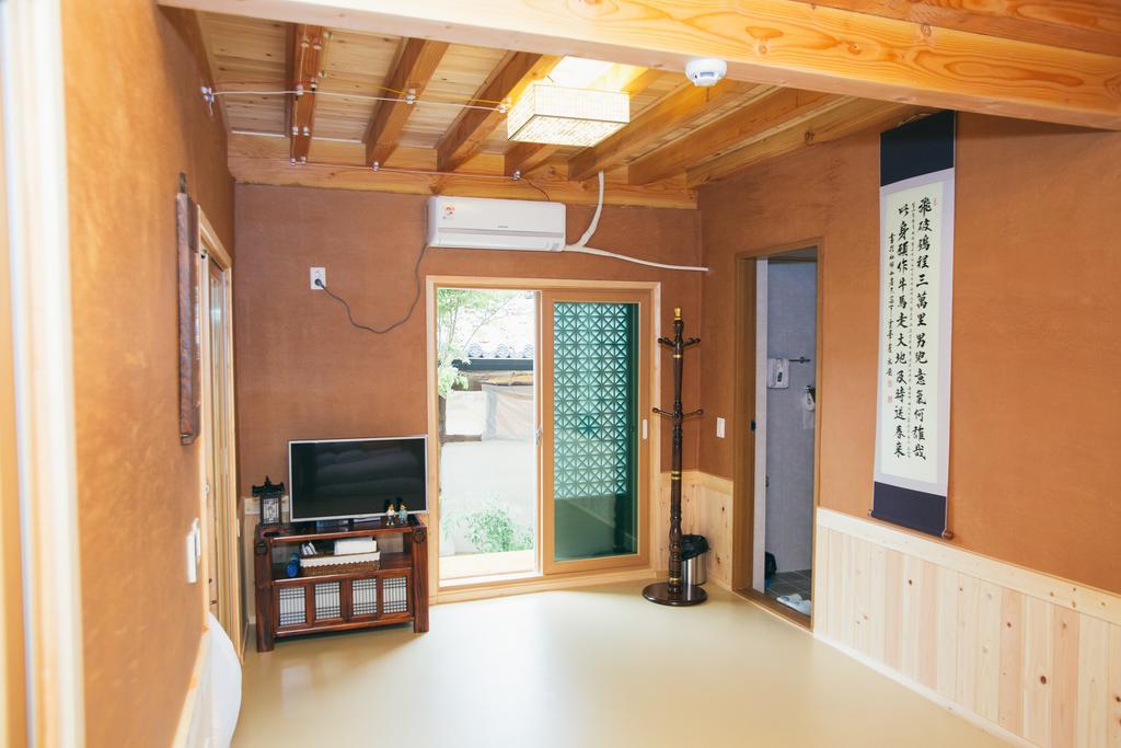 Laon Hanok Gguljam Jeonju Bagian luar foto